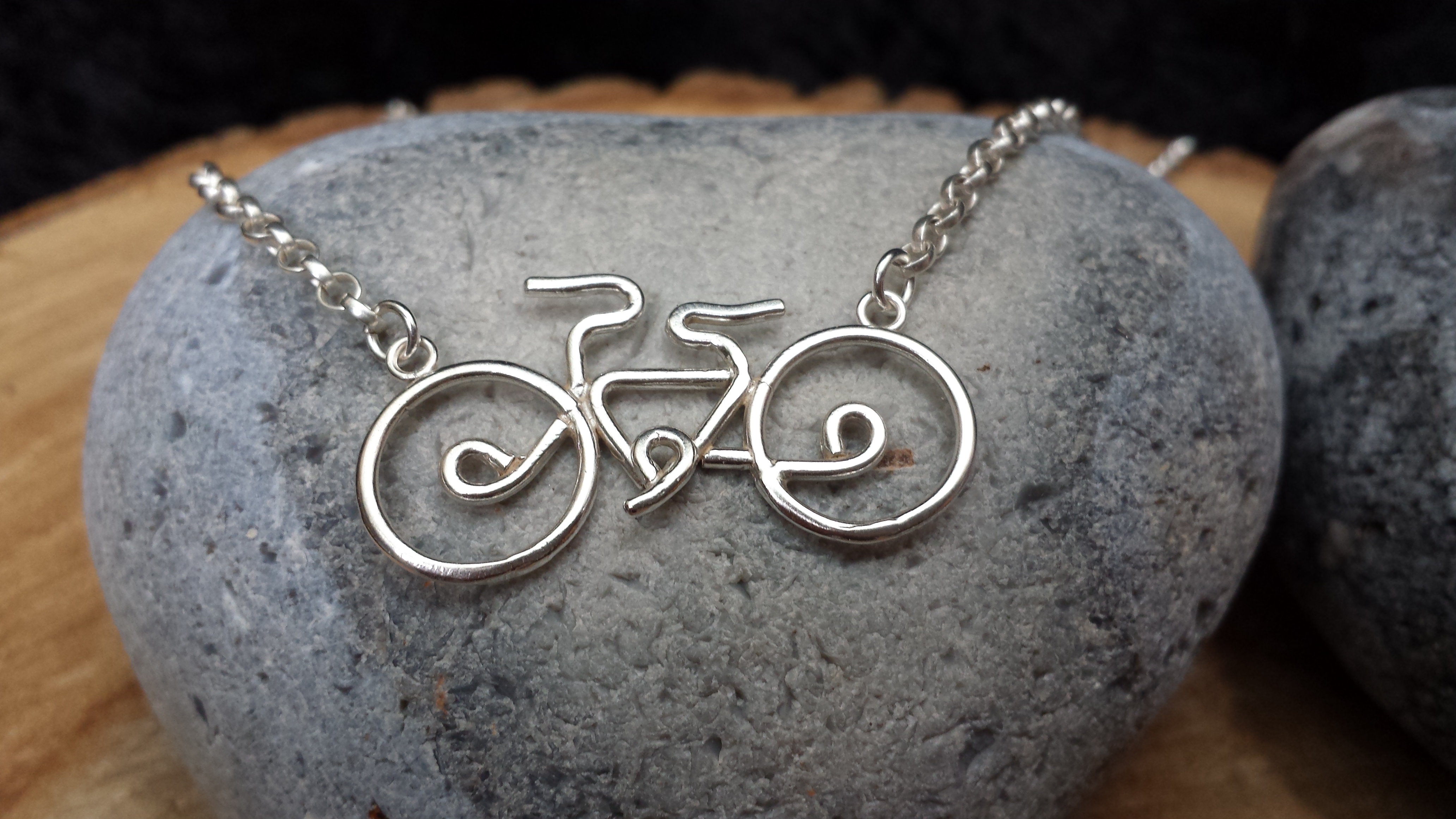 Silver Cambridge bicycle pendant