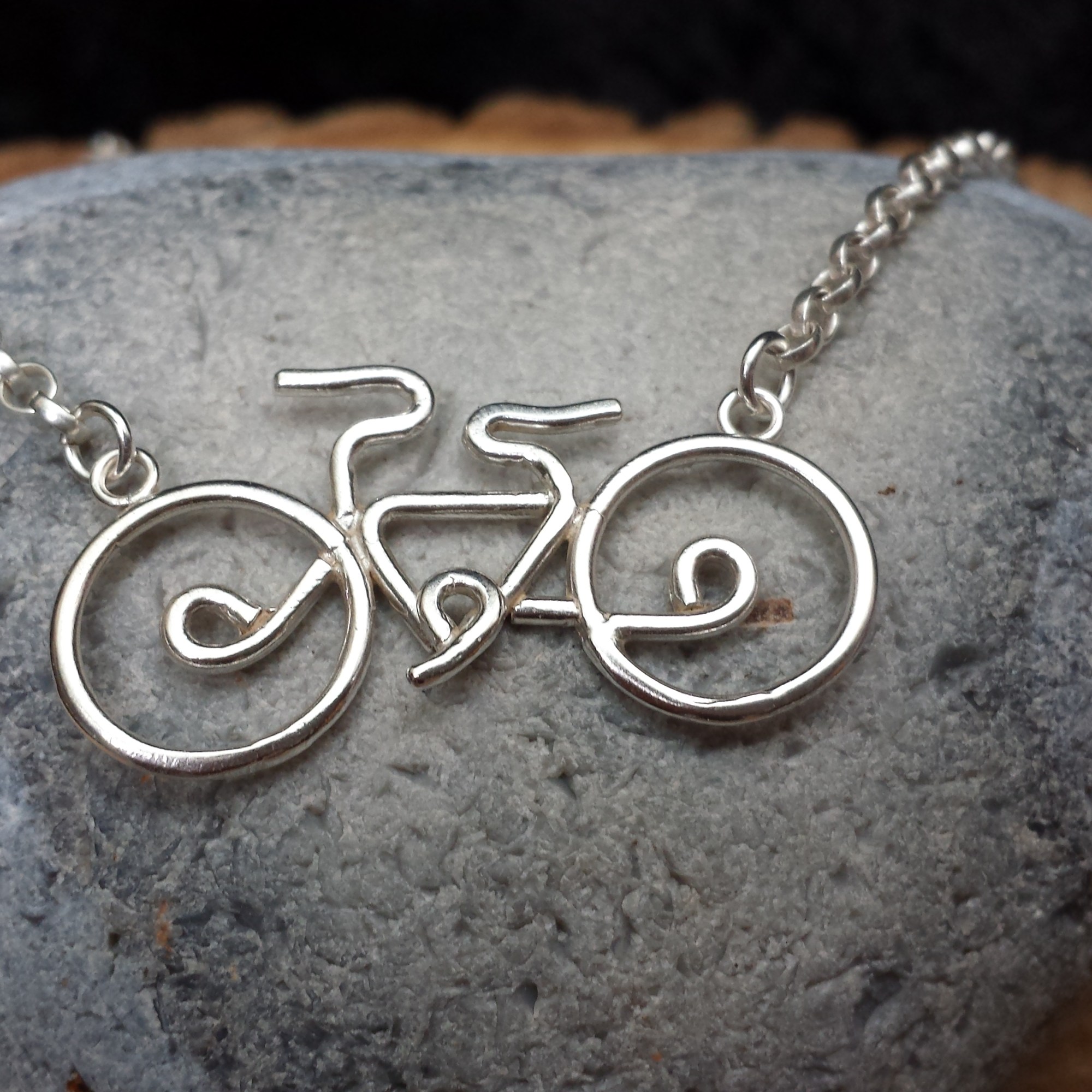 Silver Cambridge bicycle pendant